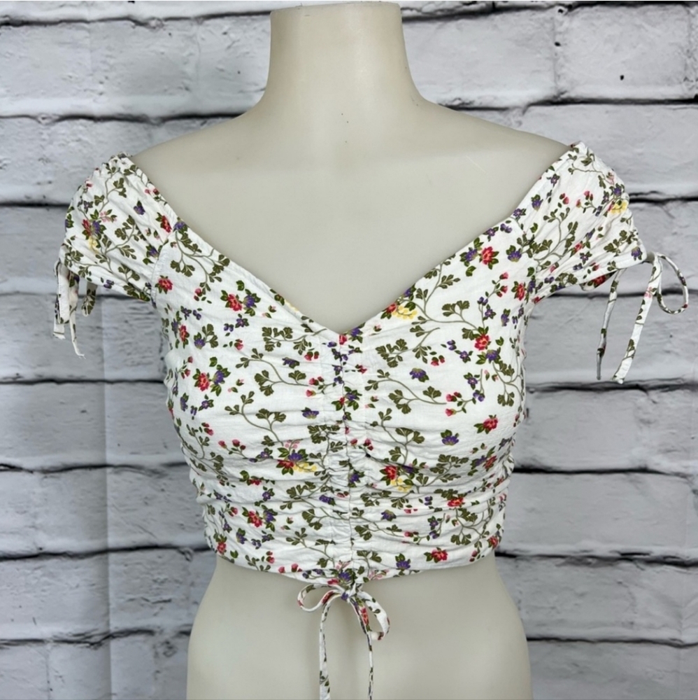 ABERCROMBIE & FITCH Top Crop Smocked Floral Tie On Off Shoulder Sleeves XS